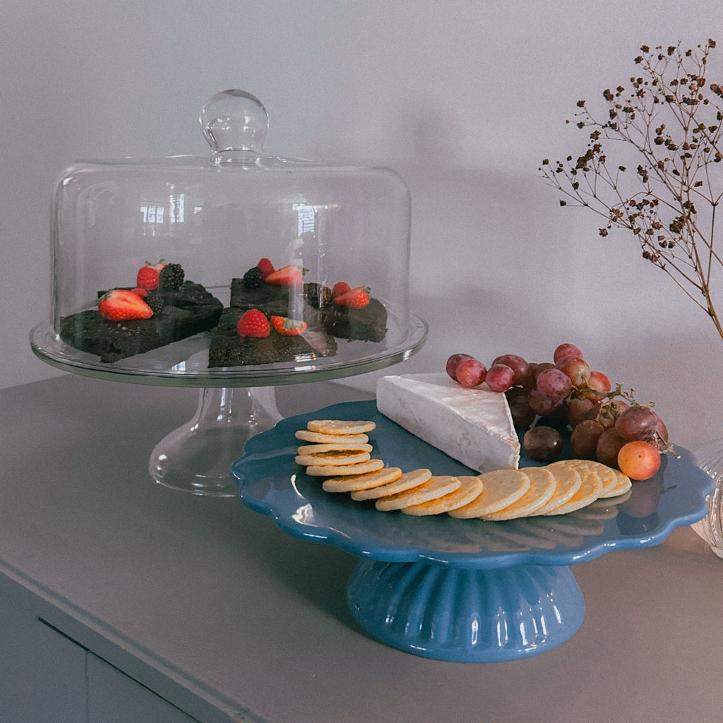 Cake stand